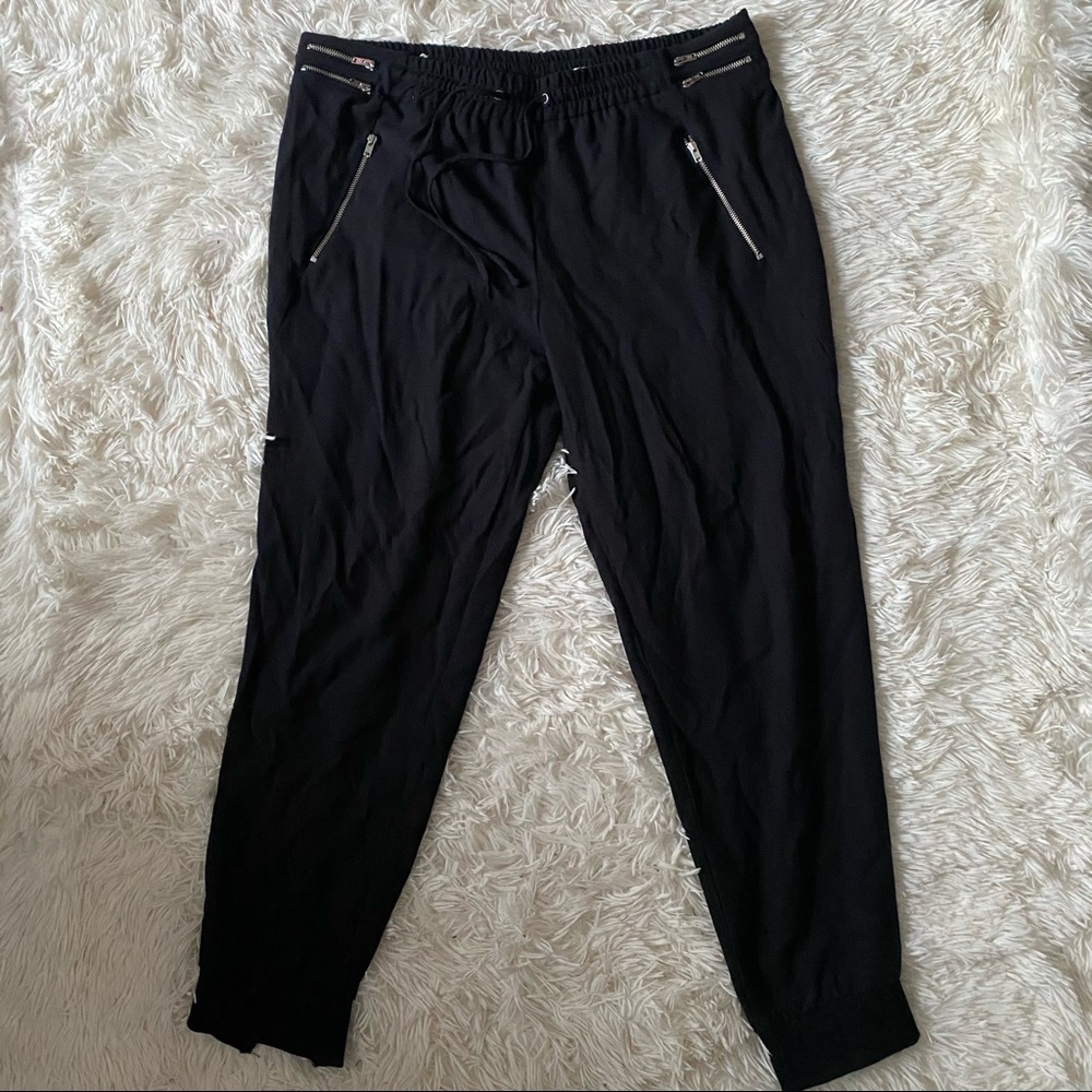 ◾️3/$25 Zara Black Drawstring Trouser With Silver Zipper Accents